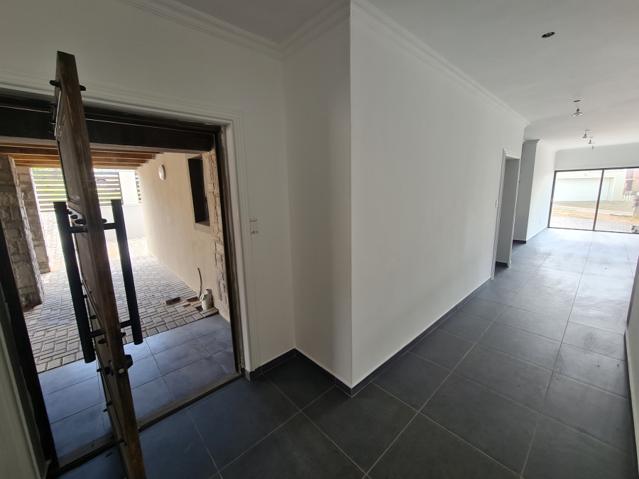3 Bedroom Property for Sale in Marina Martinique Eastern Cape